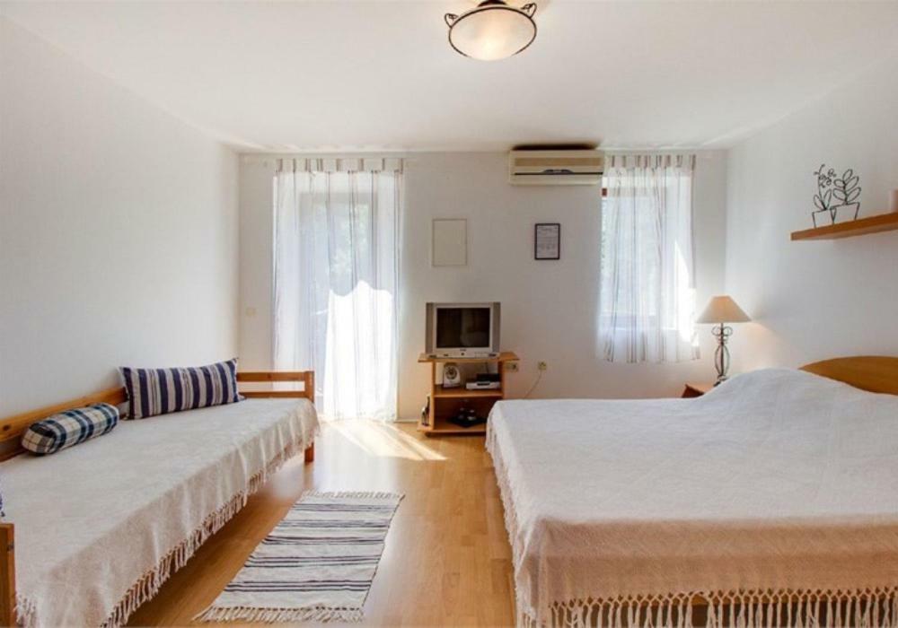 Apartments Jelena Veli Lošinj Exteriör bild